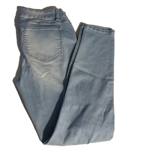 Design Lab faded blue jeans